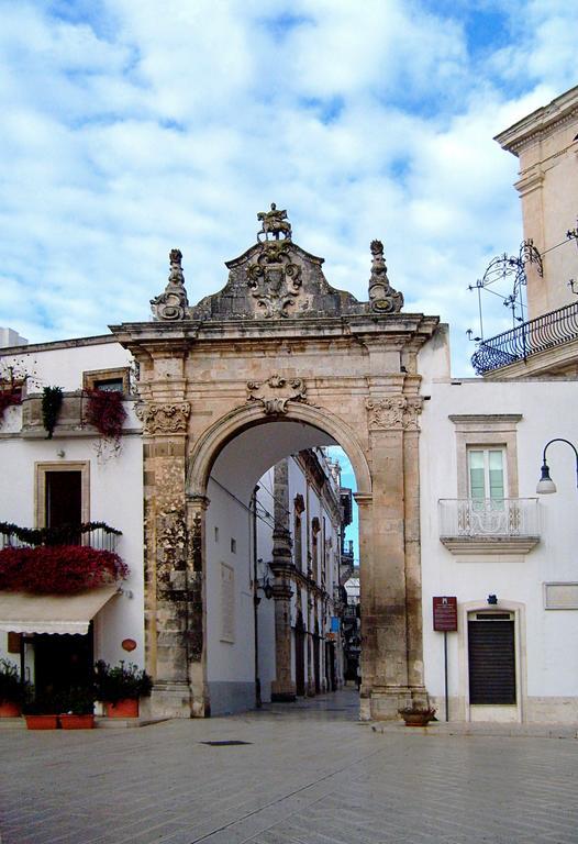 Archetto Bianco Bed & Breakfast Martina Franca Eksteriør bilde