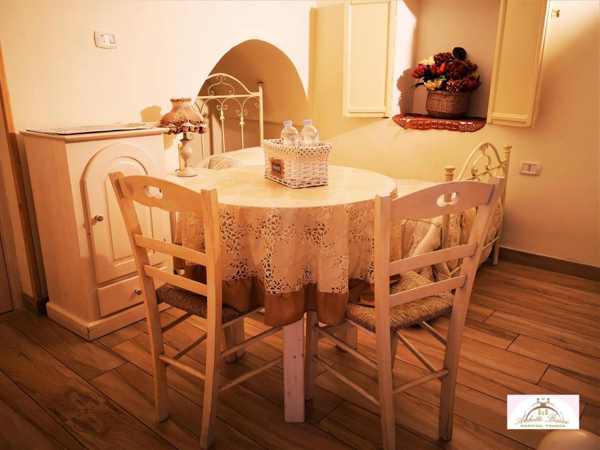 Archetto Bianco Bed & Breakfast Martina Franca Eksteriør bilde